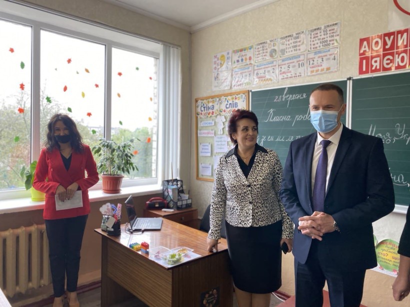 Міністр Сергій Шкарлет перебуває з робочим візитом у закладах освіти міста Ніжин