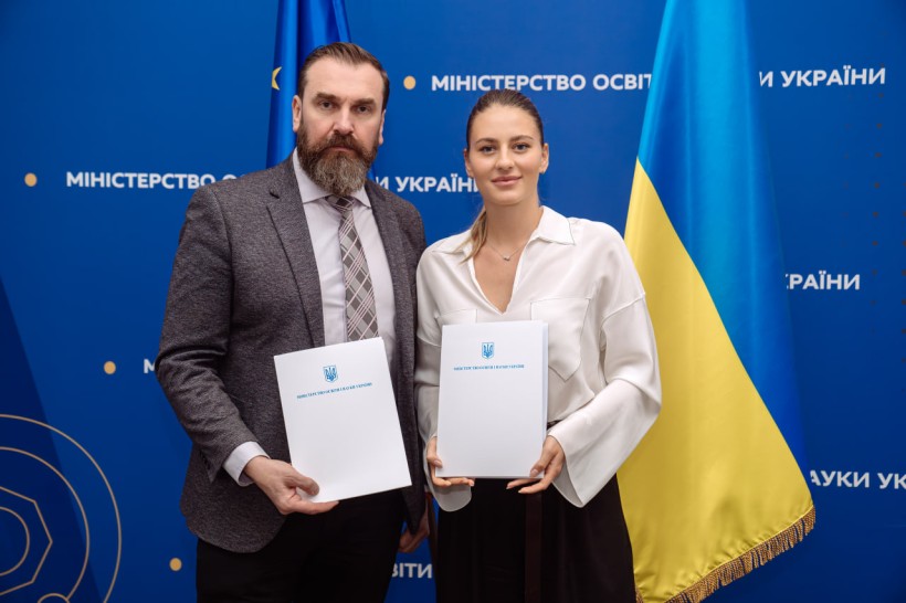Розвиток тенісу в школах: МОН підписало меморандум з Благодійним фондом Марти Костюк