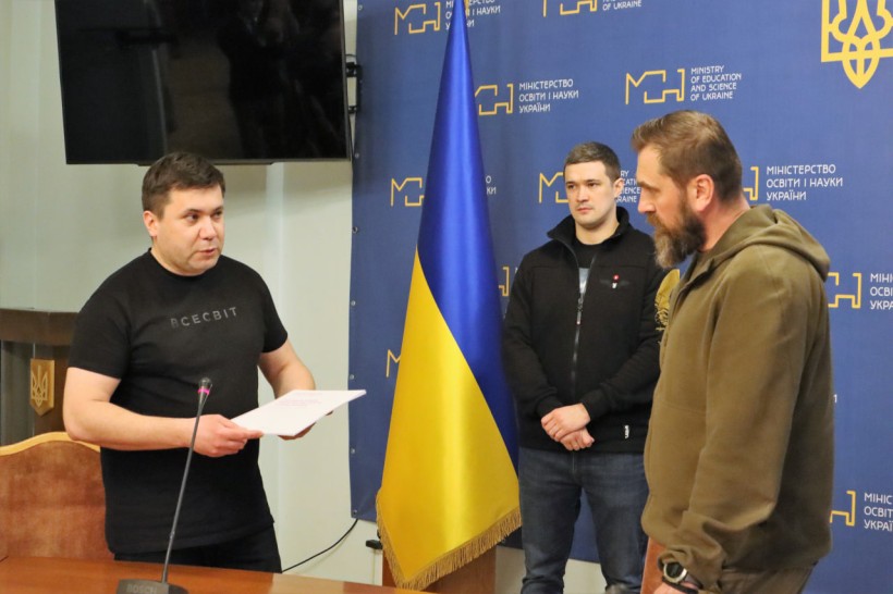 Команда МОН передала новому очільнику Перехідну книгу