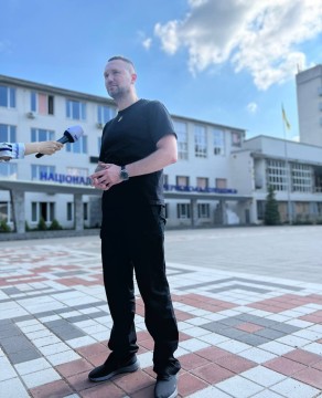 Сергій Шкарлет ознайомився зі станом готовності закладів освіти Чернігівщини до нового навчального року та взяв участь у відкритті лабораторії інновацій