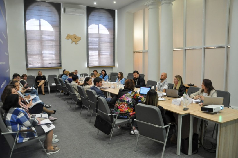МОН провело нараду з фінансово-економічних питань реформи шкільного харчування