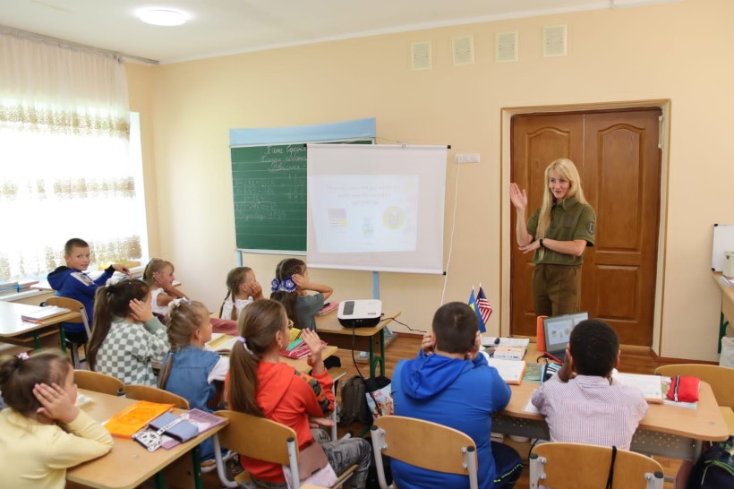 У Київській області стартував проєкт з інформування дітей про правила мінної безпеки
