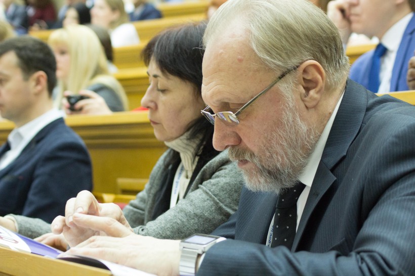 ЗНО з мови, зменшення впливу посередників та контроль за рівнем освіти – МОН працює над підвищенням якості послуг іноземним студентам