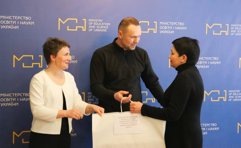 Цифрові пристрої для освітян: для 55 дитсадків Києва, Бучі та Броварів передано ноутбуки