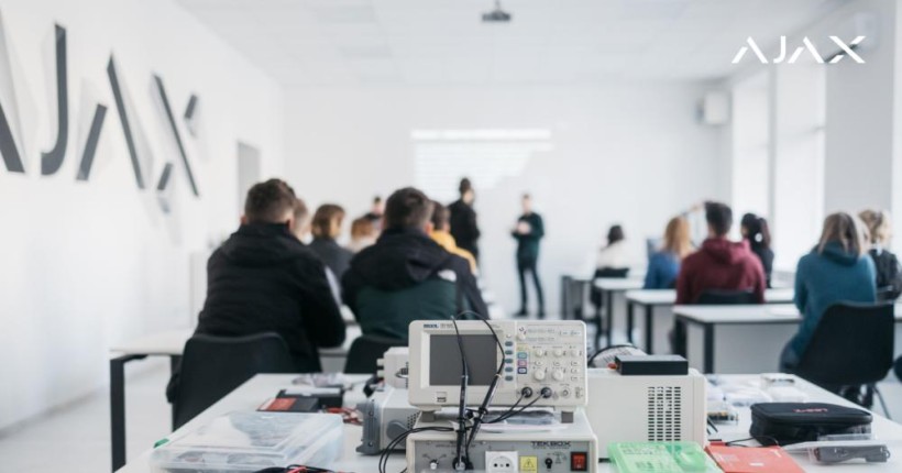 Нова навчально-наукова лабораторія Ajax Systems у Київському політехнічничному інституті імені Ігоря Сікорського
