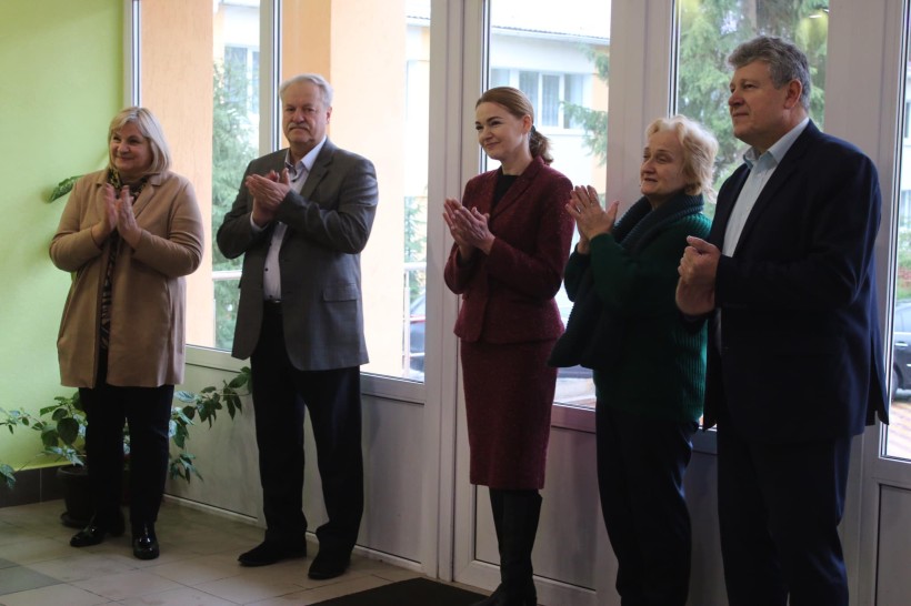 Учителі ліцею в Київській області отримали хромбуки