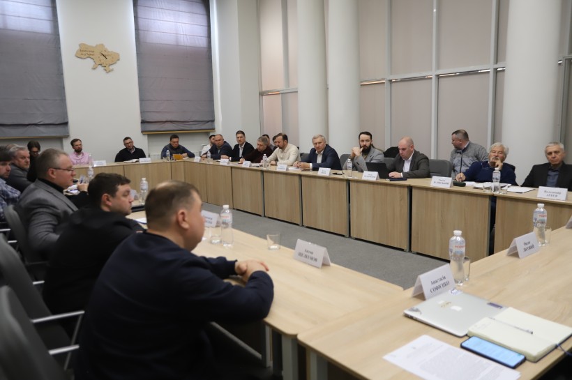 МОН напрацьовує рішення для оновлення системи шкільних перевезень з урахуванням особливих потреб громад