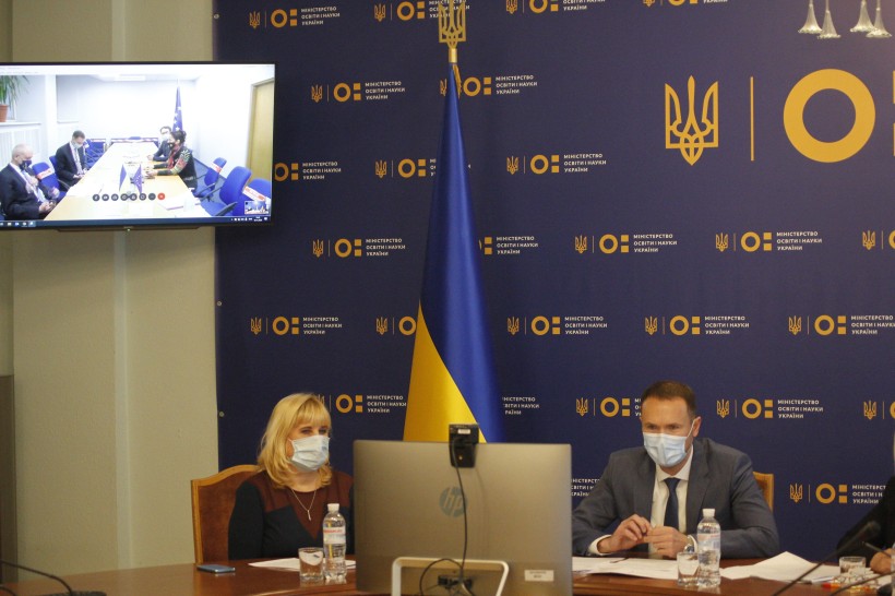 Очільник МОН Сергій Шкарлет під час зустрічі з Послом ЄС в Україні Матті Маасікасом підтвердив незмінність курсу реформ