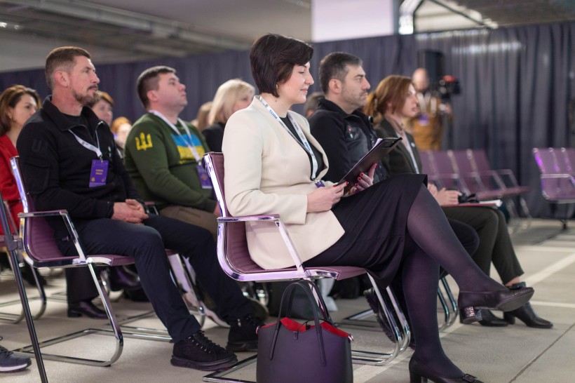 В Україні презентували новий напрям проєкту «DECIDE», спрямований на допомогу дітям, – «Стаємо сильнішими разом!»