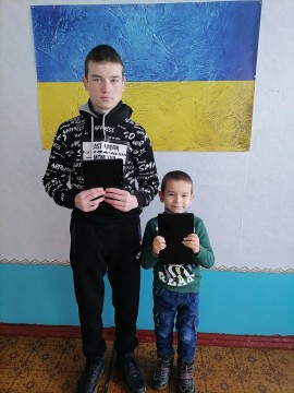 Цифрові пристрої для здобувачів освіти: понад 3 тис. планшетів отримали учні Дніпровщини, Донеччини та Миколаївщини