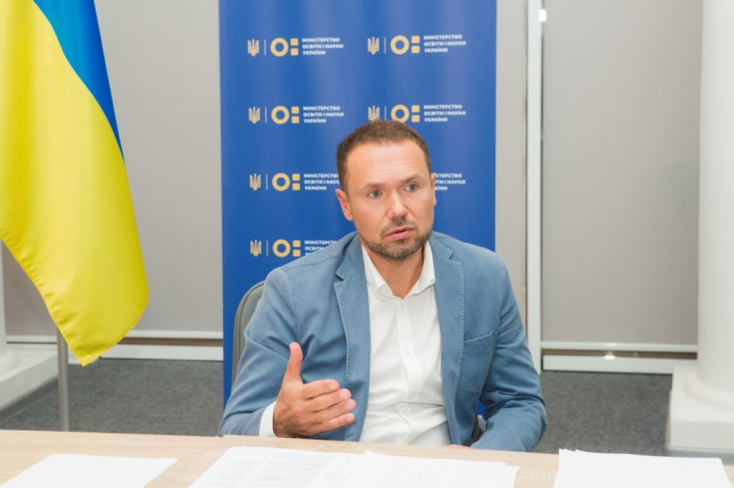 Сергій Шкарлет: "Україна не пасе задніх у заробітних платах вчителів". Інтерв'ю Міністра для порталу "Слово і діло"