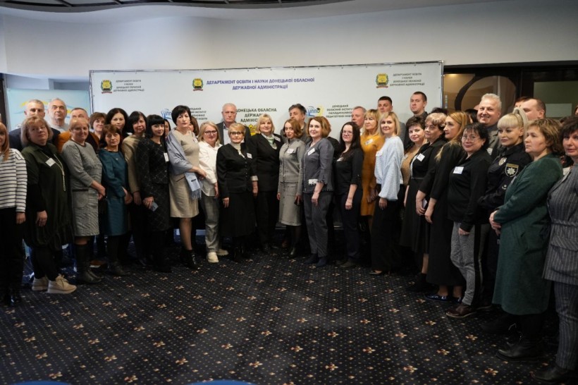 Відкрито управлінську студію «Подолання викликів і ризиків організації освітнього процесу в умовах воєнного стану»