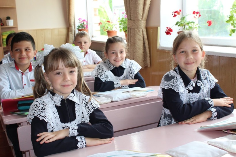 Перехід на навчання українською у школах, де викладають мовами національних меншин, має бути поступовим та комфортним для всіх, - заступник Міністра Павло Хобзей