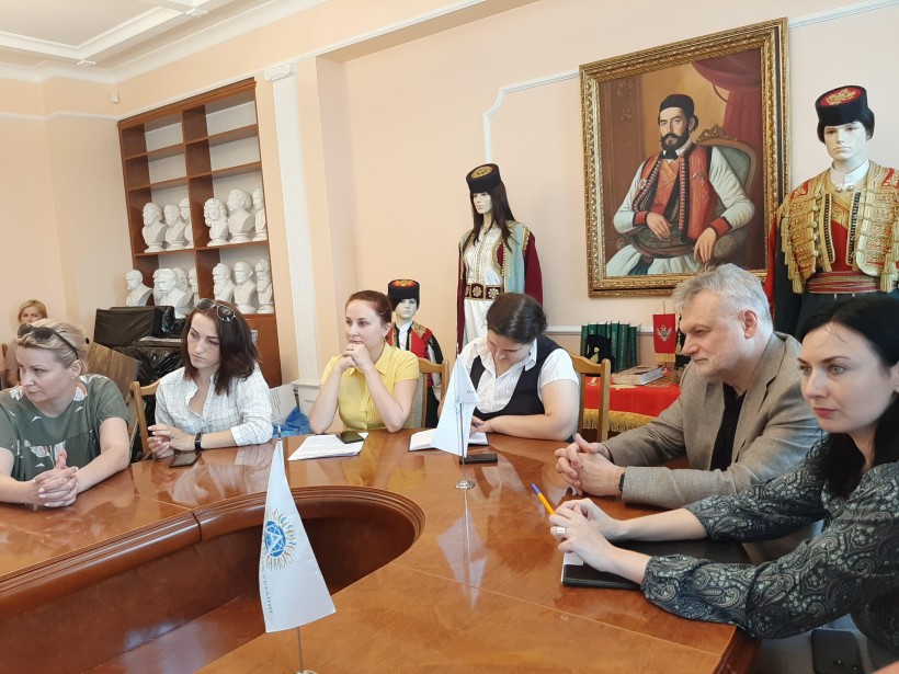 Учні Малої академії наук зможуть проводити більше морських досліджень - підписано Угоду з гідрофізичним центром НАН
