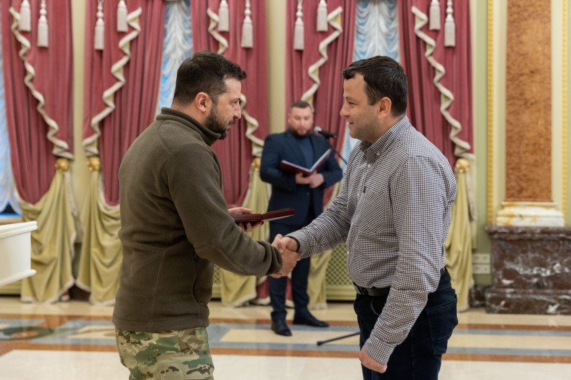 Про сумлінну роботу українських освітян сьогодні свідчать не лише здобутки їхніх учнів на олімпіадах, а й перемоги на фронті, – Володимир Зеленський