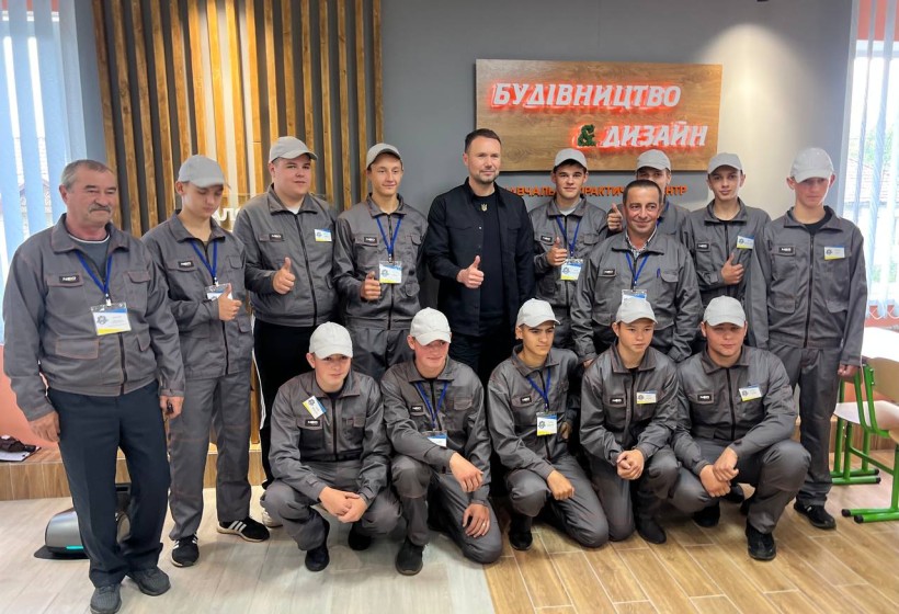 Сергій Шкарлет ознайомився з освітнім процесом у Свалявському професійному будівельному ліцеї