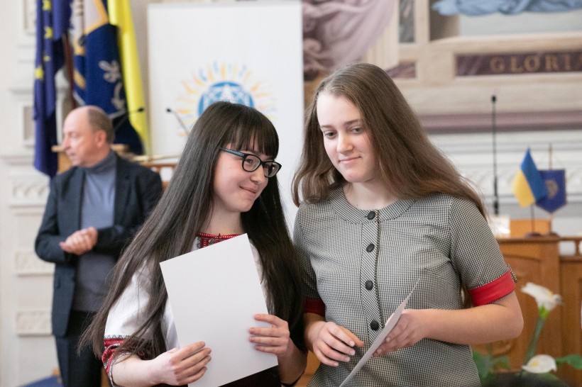 Міністр занепокоєна, що молоде покоління втрачає наполегливість і терпіння – з виступу Лілії Гриневич перед лауреатами стипендії Президента України