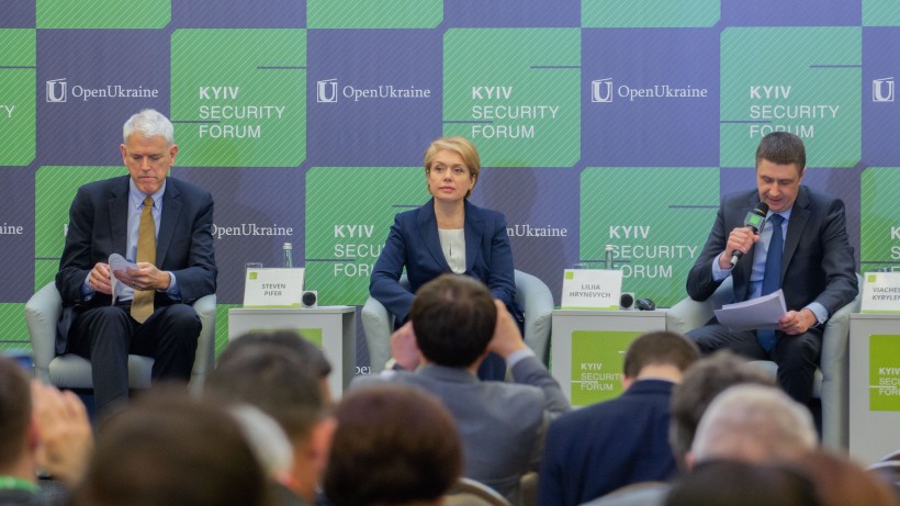 Лілія Гриневич: ми робимо реформи в сферах освіти та науки, бо для безпеки в сучасному світі військової сили недостатньо, потрібен людський капітал