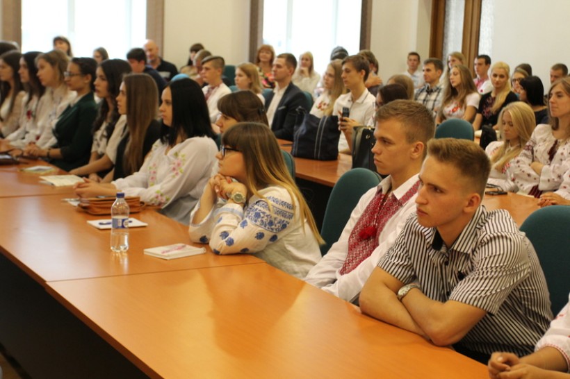 Лілія Гриневич подякувала Університету банківської справи за участь у реформуванні шкільної освіти і привітала першокурсників
