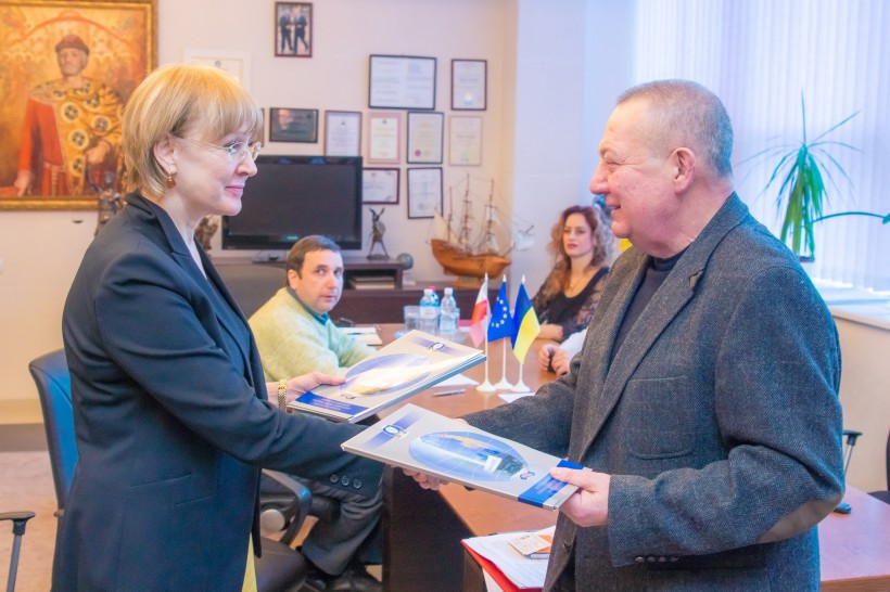 Дніпропетровський національний університет імені Олеся Гончара підписав меморандум про співпрацю з Вищою школою менеджменту охорони праці в Катовіце (Республіка Польща)
