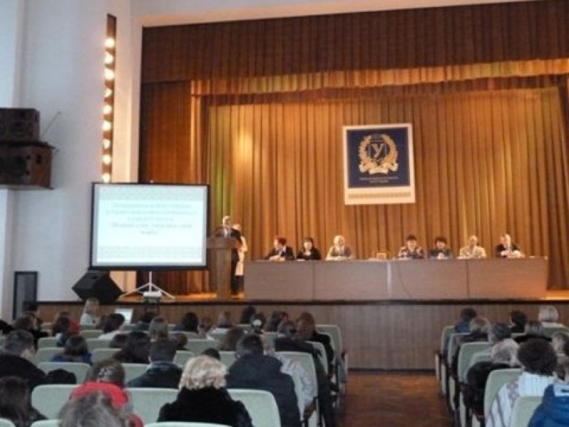 Продовжується співпраця позашкілля та науковців-філософів Харківського національного університету