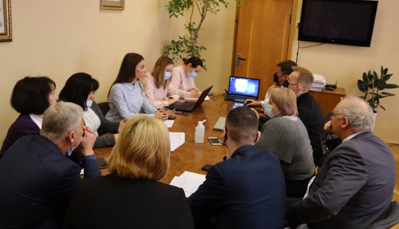 У МОН відбулась пряма телефонна лінія Уряду
