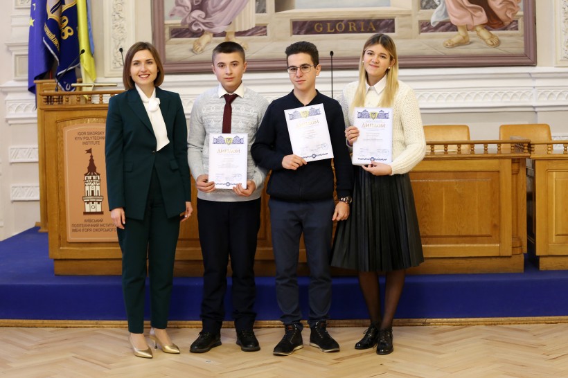 Ганна Новосад: 270 переможців Всеукраїнських олімпіад та 3-го етапу конкурсів МАН рік отримуватимуть стипендії Президента – 2600 грн на місяць