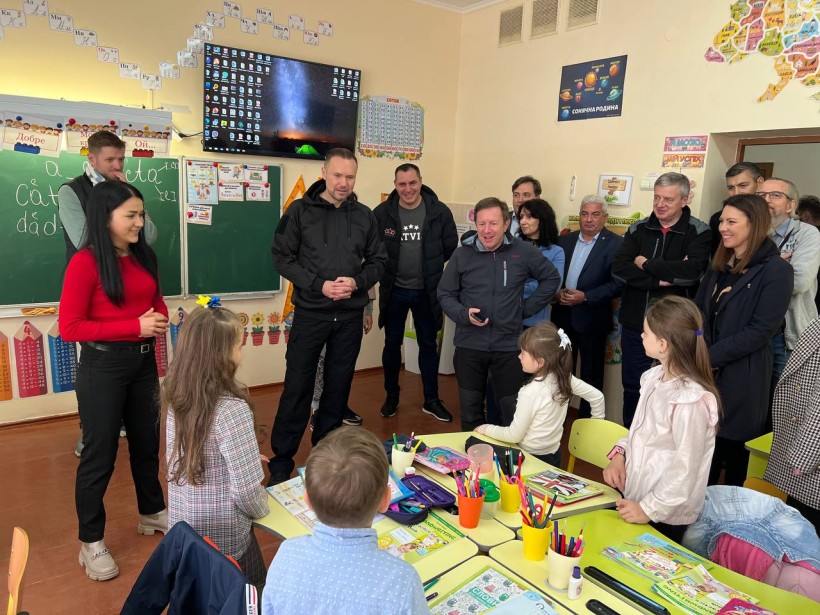 Міністр освіти і науки разом із європейськими колегами відвідали прикарпатські ліцеї