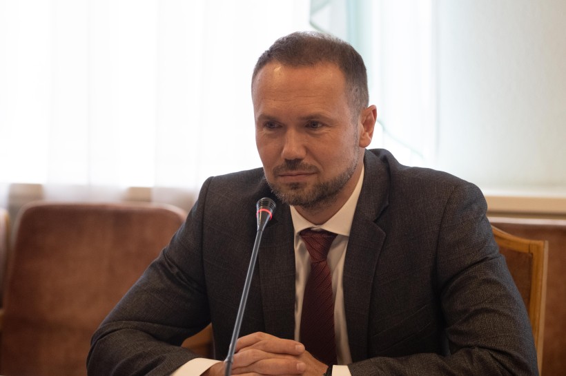 Міністр Сергій Шкарлет і Посол Великої Британії в Україні Мелінда Сіммонс обговорили напрями співпраці в освіті
