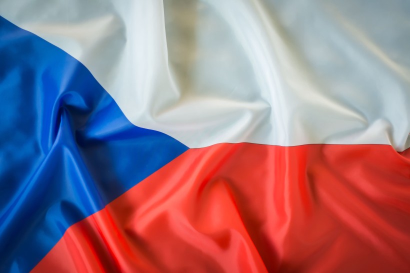 Українські студенти можуть отримати 25 стипендій на навчання у вишах Чеської Республіки