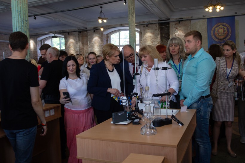 Лілія Гриневич: Ми дали майже мільярд на новий освітній простір для 1-х класів, але на місця кошти віддали лише 3 області, маємо пришвидшити цей процес