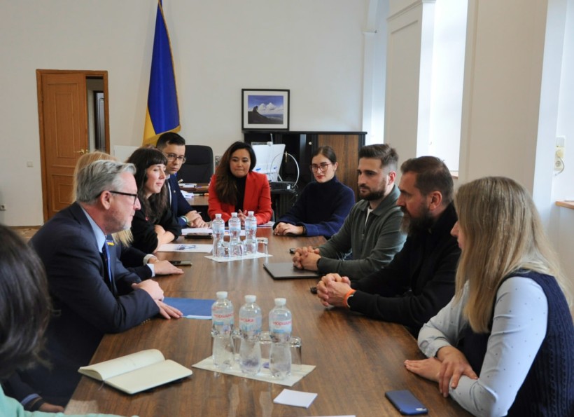 Відновлення доступу до освіти: нова програма від USAID та IREX