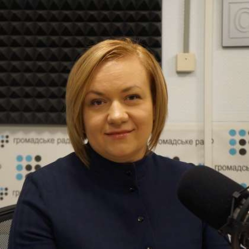 Оксана Макаренко: Як дебюрократизувати систему освітиМайже 7 годин на тиждень вчитель витрачає на паперову роботу — дослідження