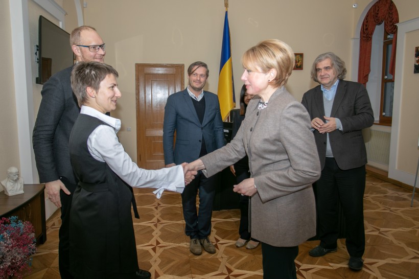 МОН та Lego Foundation промоніторять результати використання конструкторів Lego у 1-х класах і підпишуть новий меморандум про співпрацю