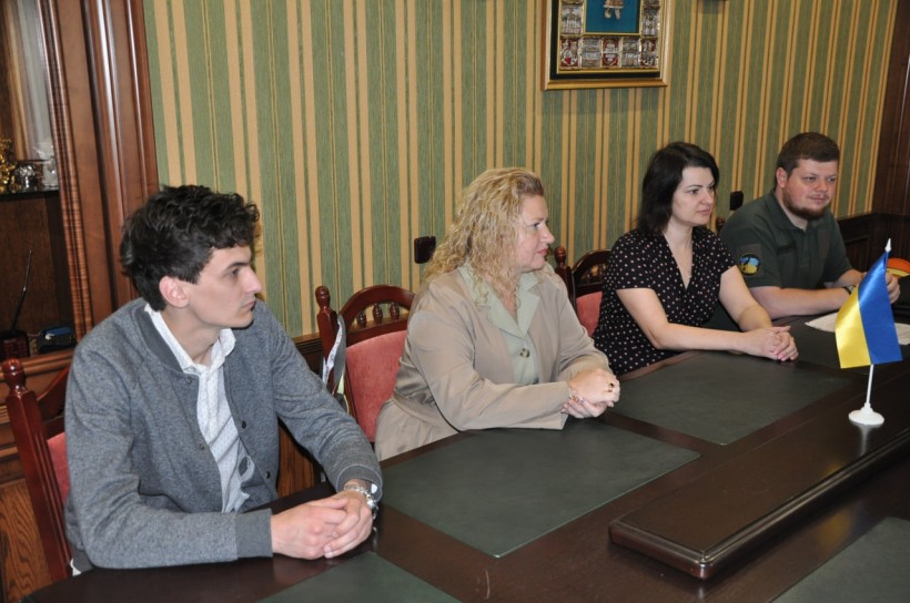 Студенти КНУБА презентували проєкти відбудови села Мощун