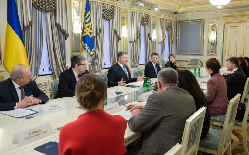 “Випускники середньої школи мають випускатися зі знанням іноземної щонайменше на рівні В1», - заступник Міністра на закритті Року англійської мови в АП