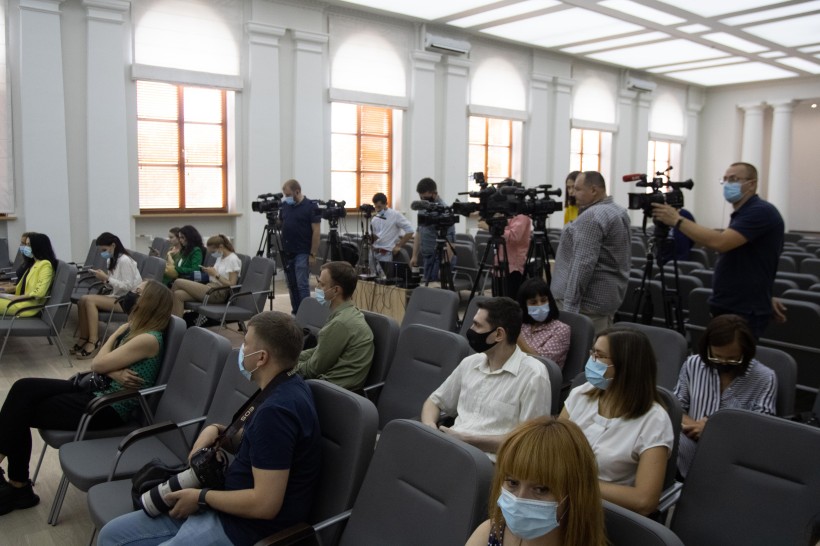 Понад 500 учасників основної сесії ЗНО-2021 отримали 200-бальний результат, – Сергій Шкарлет
