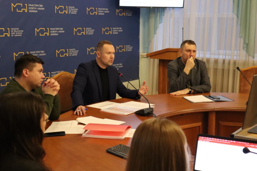 Сергій Шкарлет зустрівся з Командою підтримки реформ при МОН