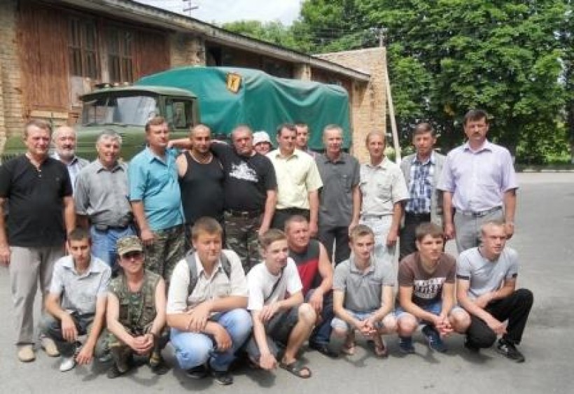 На Київщині відбулась передача автомобіля воїнам АТО