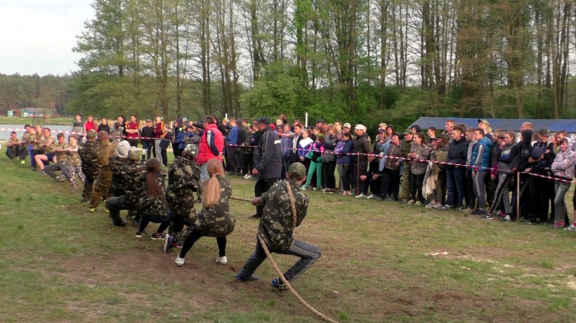 На Волині понад 500 школярів позмагались за першість у спортивно-туристичному конкурсі