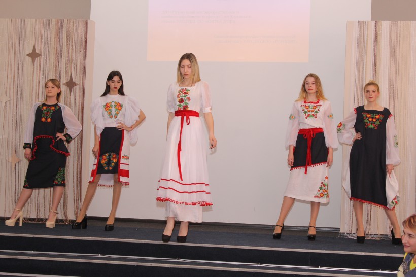 Понад 10 закладів профосвіти з 3-х регіонів долучились до фестивалю «Мода.Sumy.Стиль» - його провели на Сумщині вперше