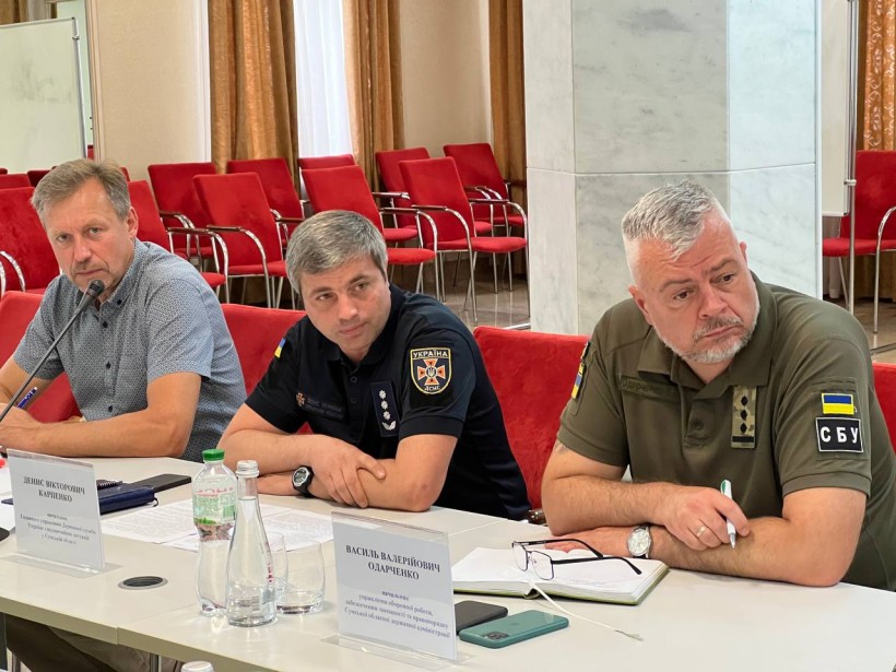 Сергій Шкарлет оглянув пошкоджені заклади освіти Сумщини та обговорив з керівництвом області підготовку до навчального року