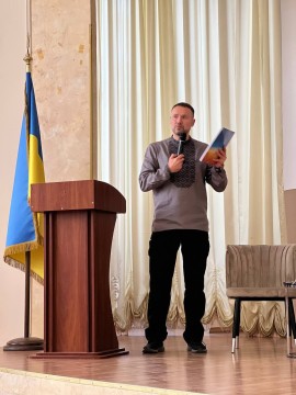 Ніхто не має права забрати в української молоді освіту, – Сергій Шкарлет
