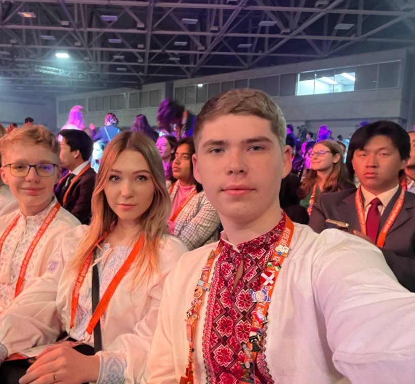 Команда від України повернулася з Міжнародної науково-технічної виставки «Regeneron ISEF -2023»