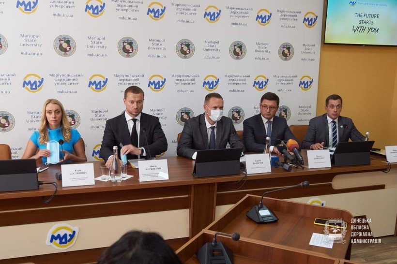 Ми робимо дієві кроки, щоб здобувачам освіти з ТОТ було комфортно і  вони інтегрувалися в українське суспільство, – Сергій Шкарлет на Донеччині