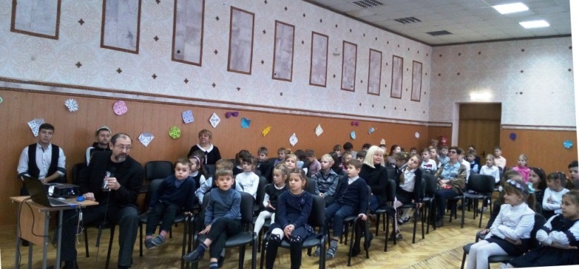 30 шкіл у 9 містах – учасники українських антарктичних експедицій зустрілися з усіма переможцями конкурсу «Запроси полярника до себе!»