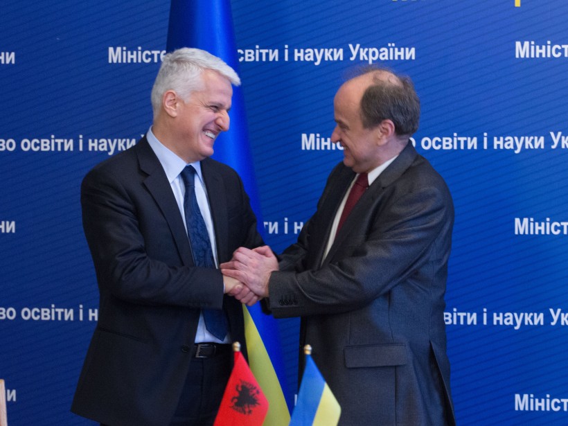 МОН підтримає відкриття кафедри албанської мови у ХНУ – робоча зустріч першого заступника Міністра Володимира Ковтунця з делегацією Республіки Албанія