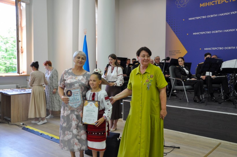 У МОН нагородили переможців ХХІV Міжнародного конкурсу з української мови імені Петра Яцика