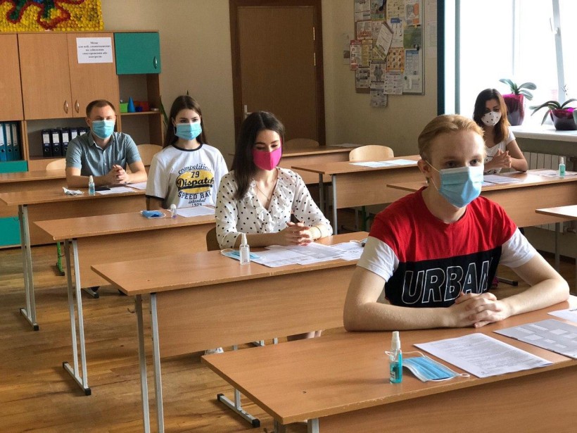 ЗНО з англійської мови складали понад 105 тис випускників, з іспанської, німецької та французької – більш ніж 2 тис