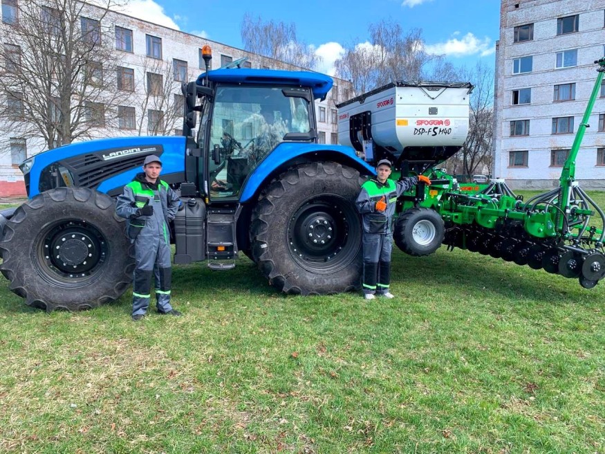Six More Vocational Schools Across Ukraine Receive Modern Agricultural Equipment Thanks to JICA Support